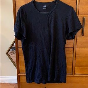 Uniqlo Black T Shirt Medium